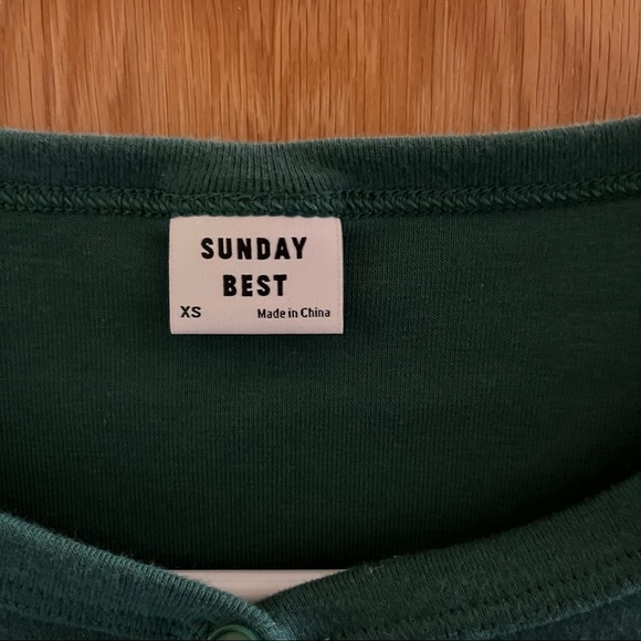 Aritzia sunday best apple long sleeve top - Picture 9 of 9